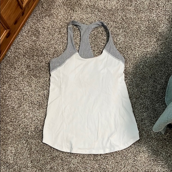 Lululemon Athletica White and Gray Sleeveless Tank Top - Picture 4 of 5